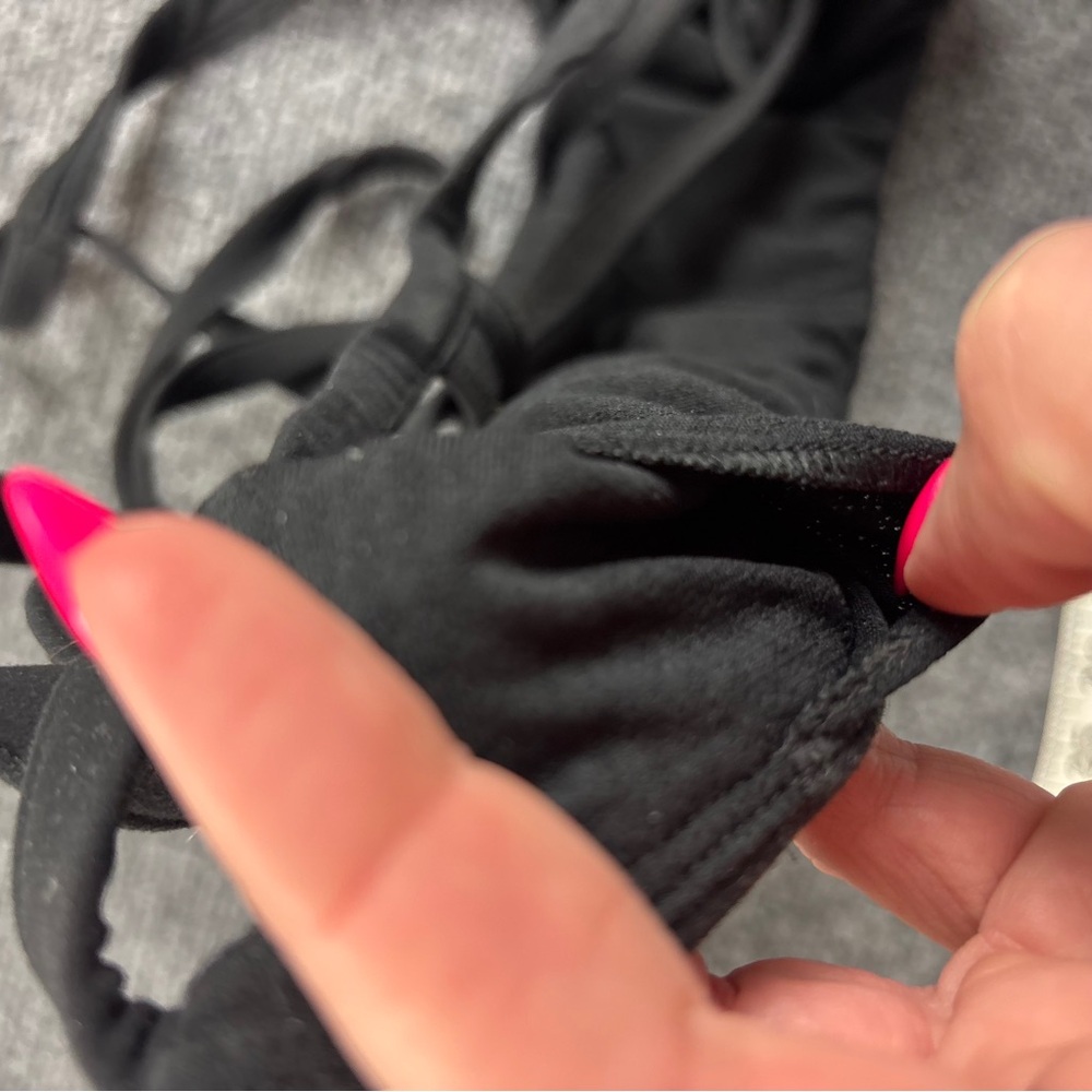 VUORI Women’s Black Yosemite Bra Sports Bra size: XL - Picture 8 of 9